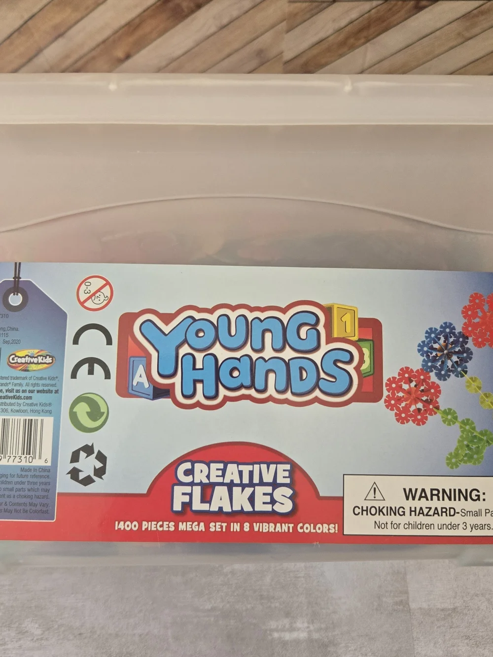 ​Young Hands Creative Flakes 1400 Pcs Mega Set Building Toy STEM Blocks Ages 3+